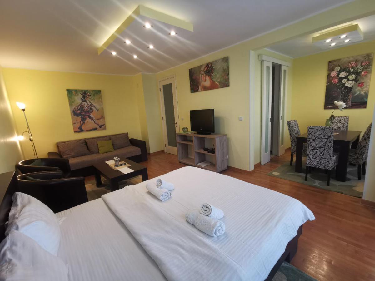 Twin Belville Apartments ベオグラード エクステリア 写真